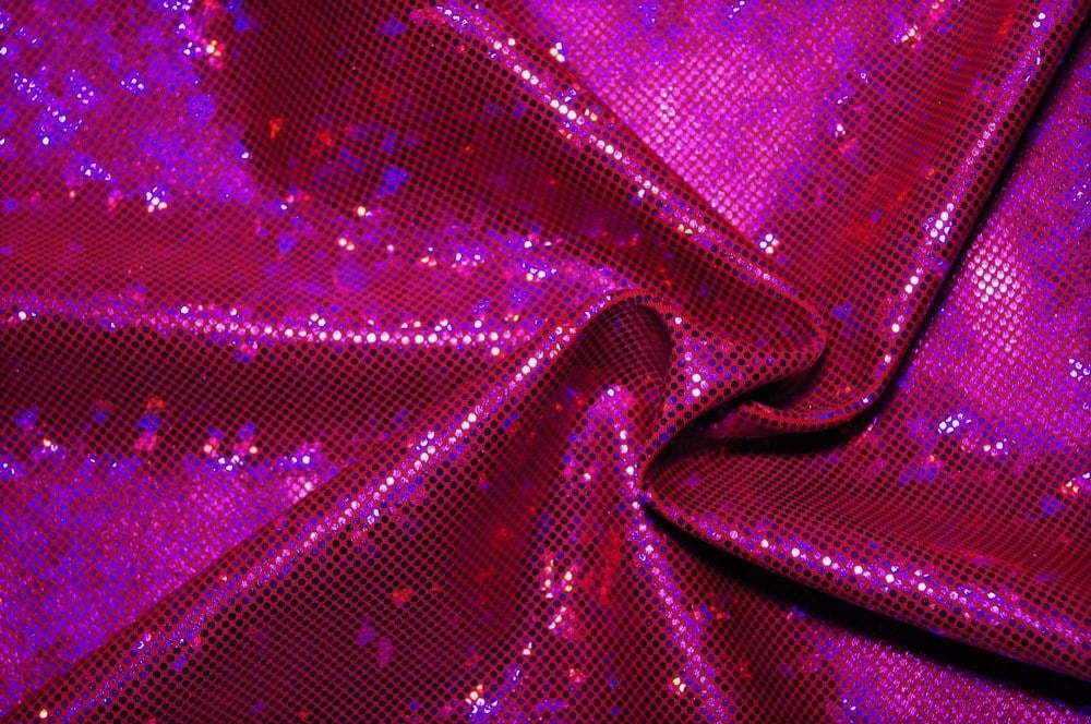Holographic Sleeves
