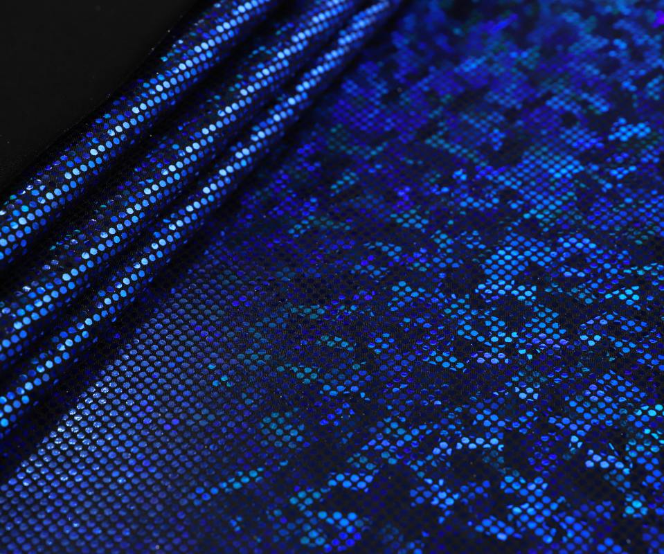 Holographic Sleeves