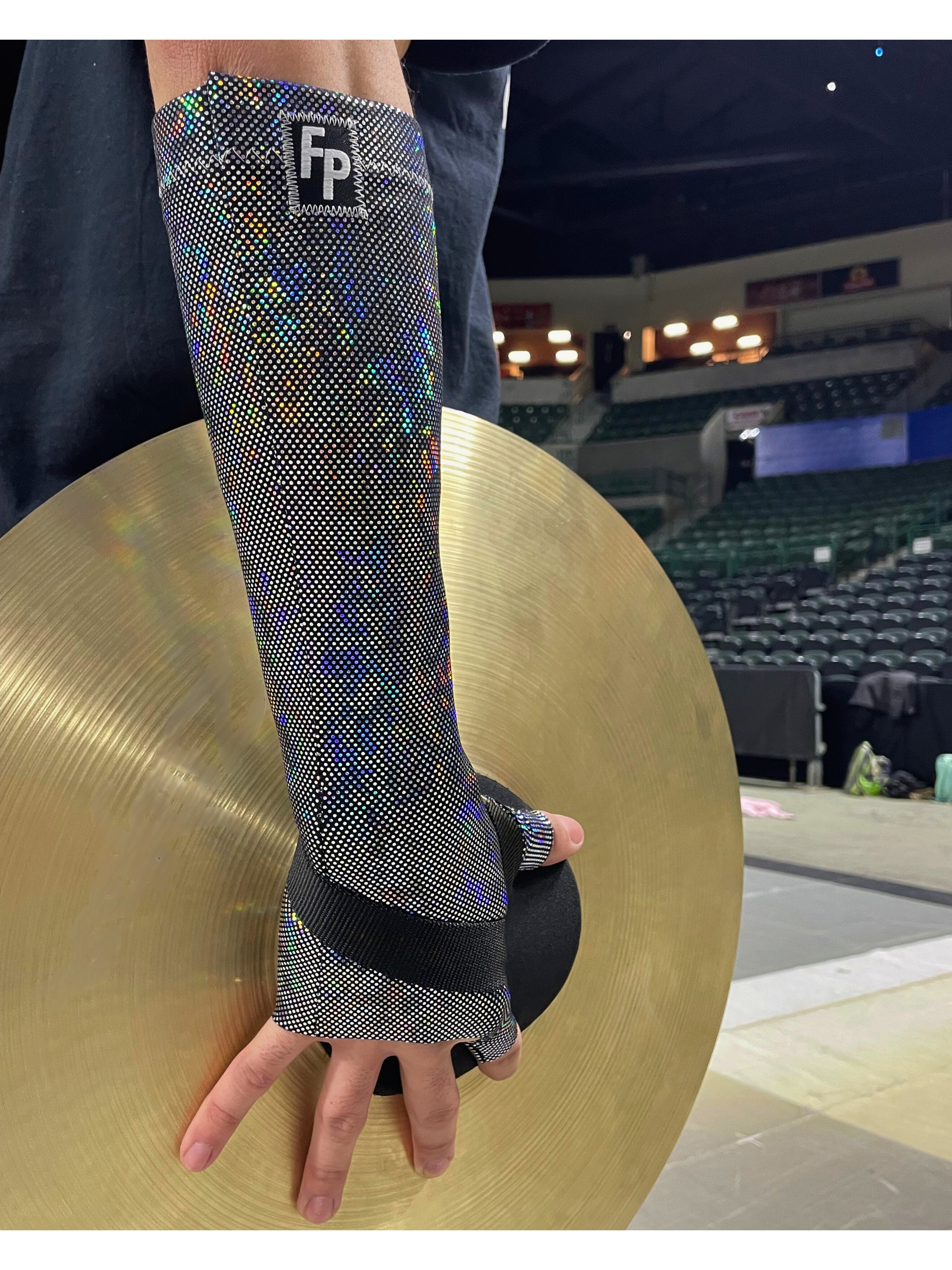 Holographic Sleeves